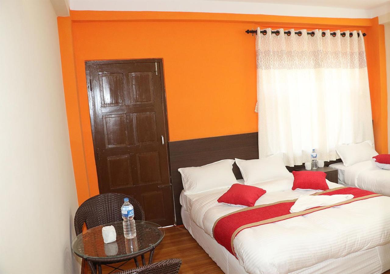 Rambler Hostel Pvt Ltd Катманду Екстериор снимка